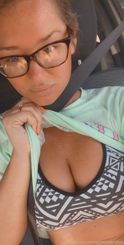 Holy crap it’s HOT out! 🥵 1
