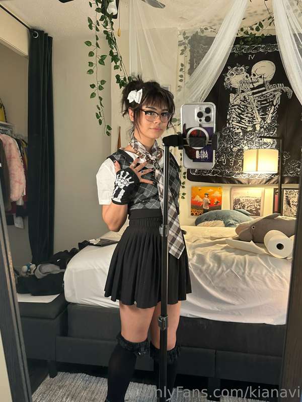 Good morning!!
It’s gonna be a productive day for me :3!!
Iv.. 1