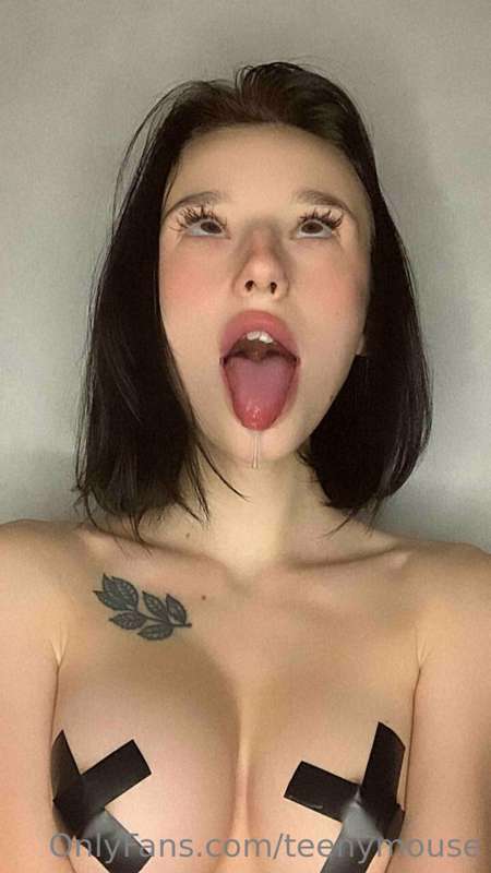 ***Free subscription***
🍒𝐈 𝐚𝐦 𝐋𝐢𝐥𝐲, 𝐚 𝟏𝟖-𝐲𝐞𝐚𝐫-𝐨𝐥𝐝 𝐃𝐚𝐝𝐲 🍒
Pet..