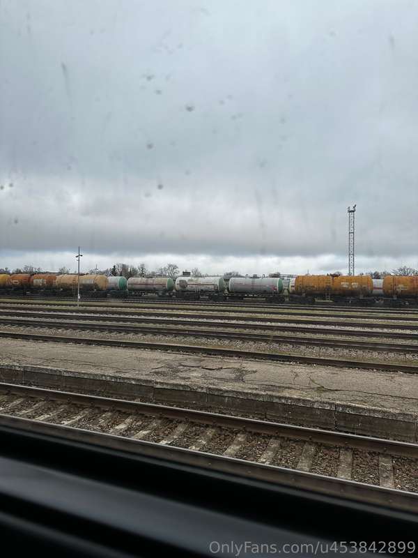 I’m on the train. How I loathe everything about this process.. 2