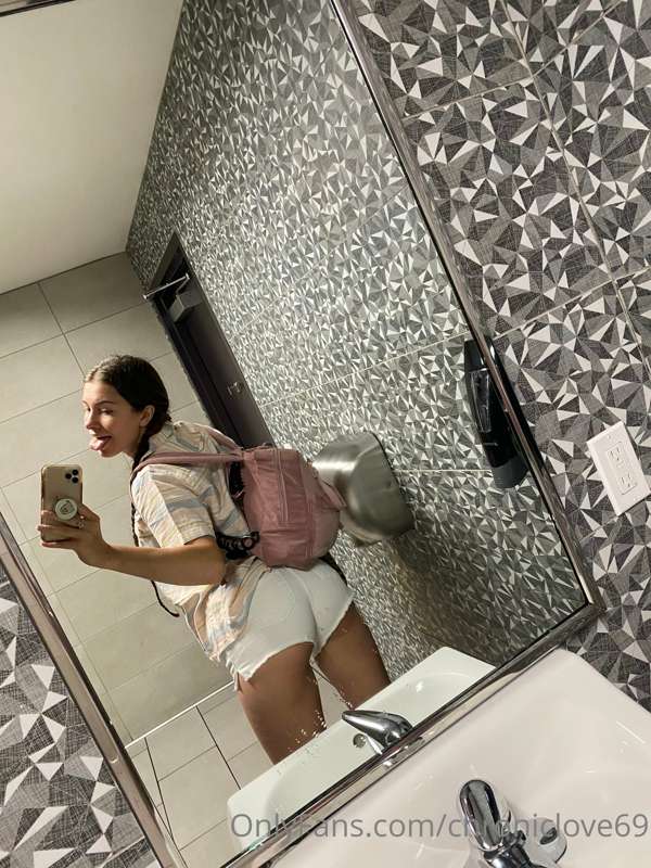 Chroniclove69 - Onlyfans - 10 Sep, 2022 2