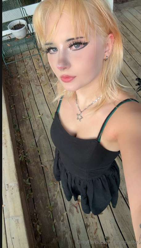 Vinegratte - Onlyfans - 25 Aug, 2024