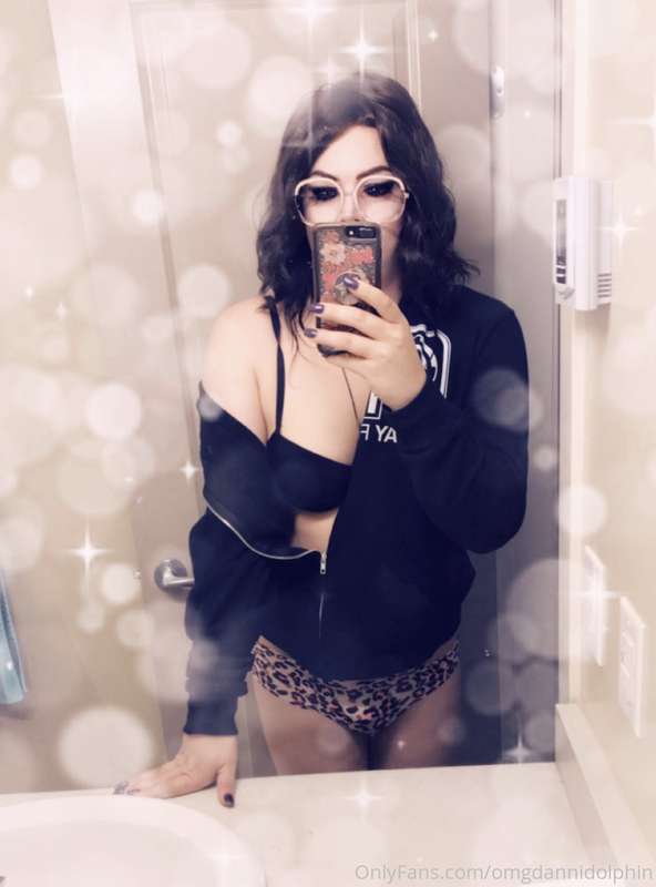 I’m a Snapchat filter hoe haha 😂 2