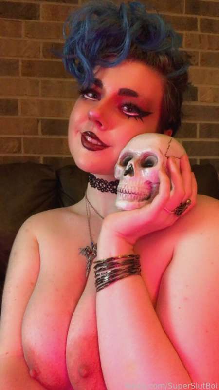 Superslutboi - Fansly - 17 Sep, 2021 11