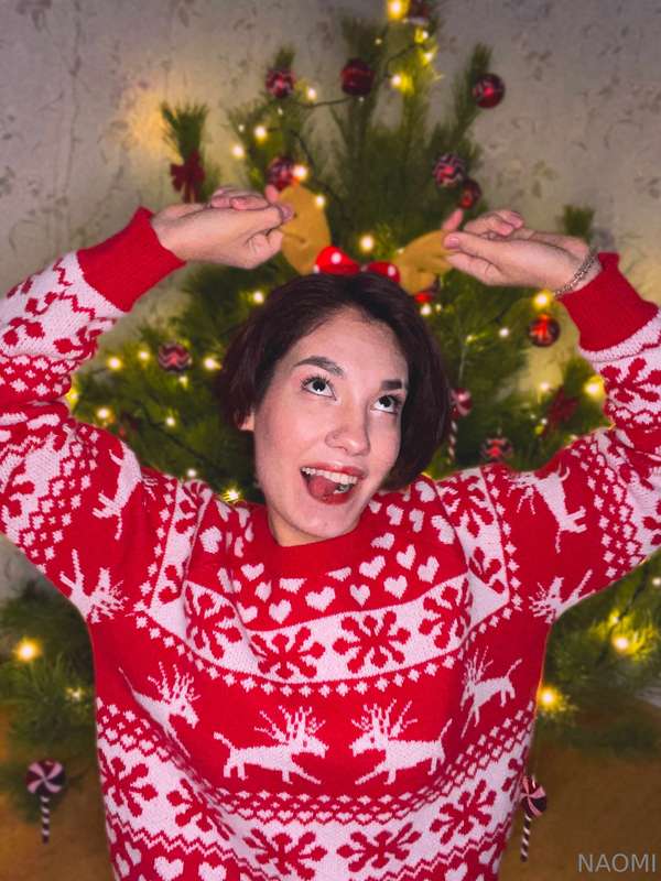 Other girls want gifts; I just want to be Santa’s little hel..