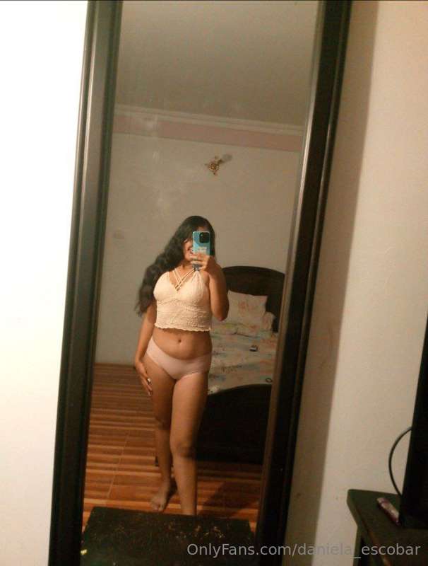 🫦 @kathyhot11 🫦 🥵 Your hot Reader 🥵  💋 Let's live the Best f..