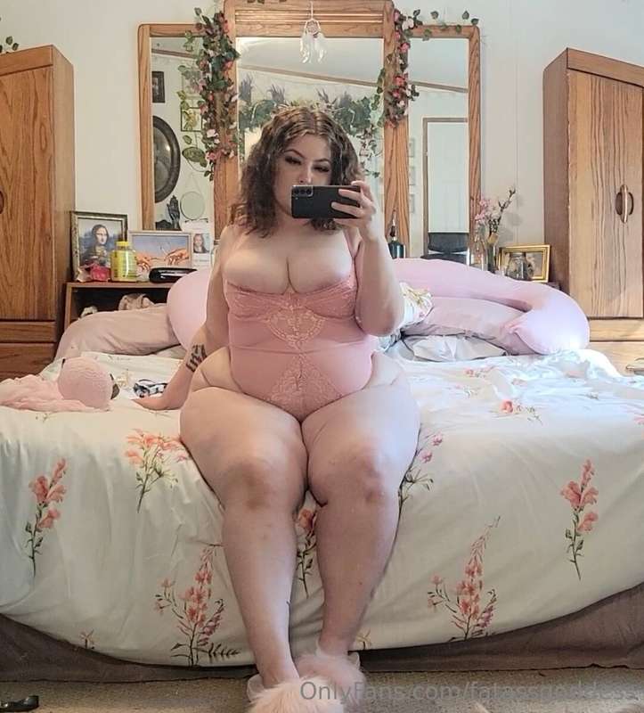 Fatassgoddess - Onlyfans - 28 Feb, 2025 1