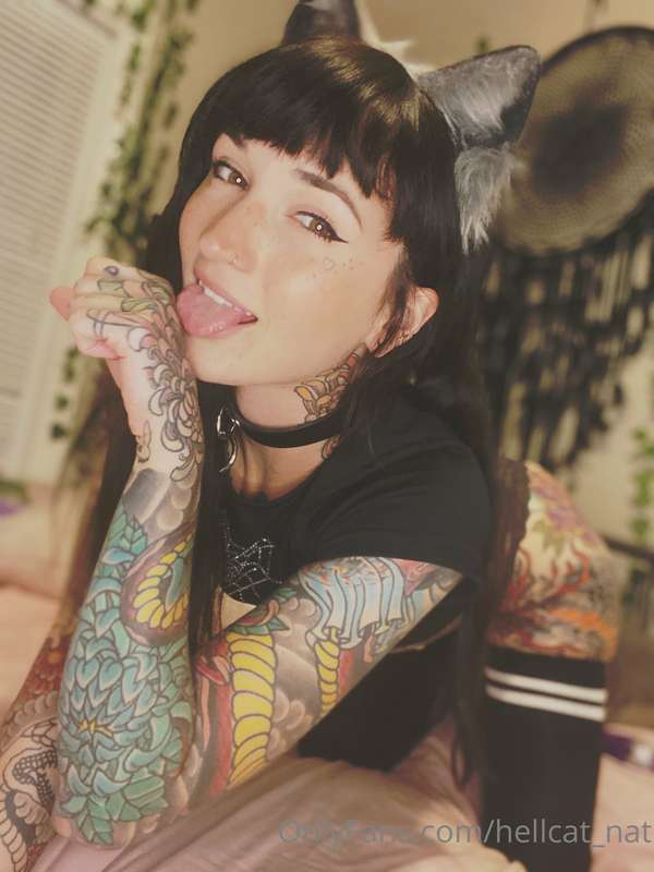🖤 Emo Cat Girl Noodz 🐈‍⬛ which pic is your favorite? hope yo.. 6