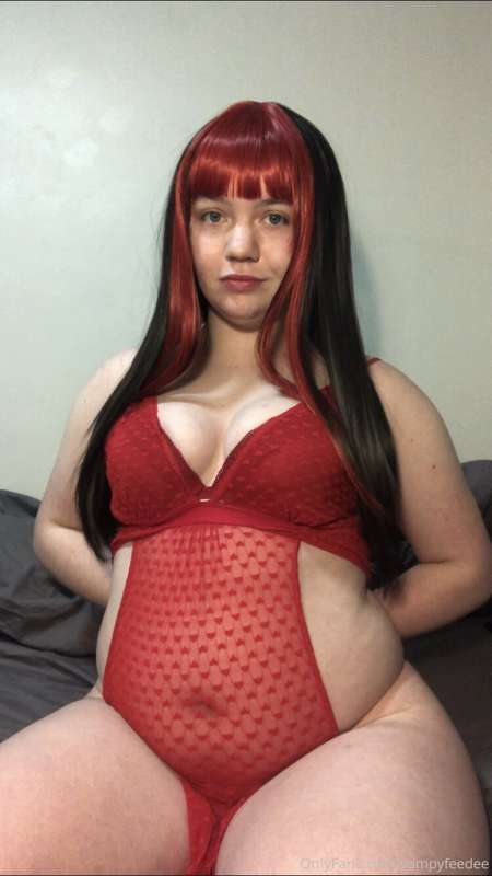Vampyfeedee - Onlyfans - 08 Dec, 2021