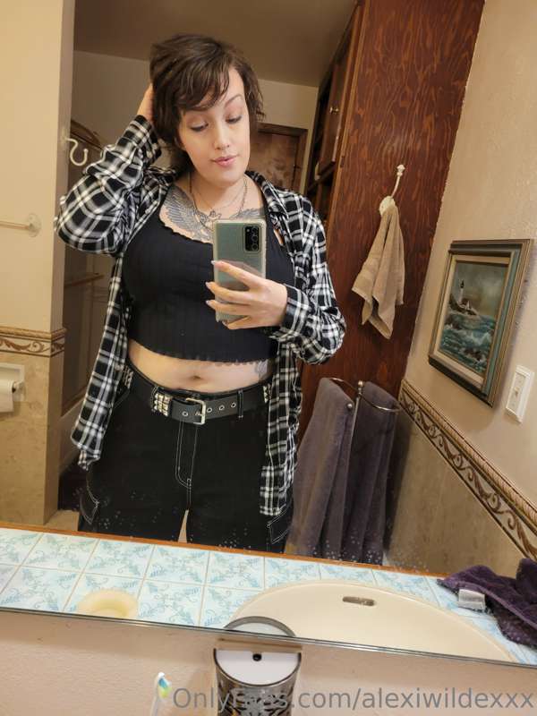 Alexiwildexxx - Onlyfans - 27 Jan, 2023