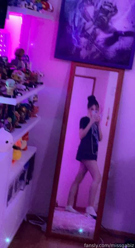 Missgabiz - Fansly - 15 Apr, 2022