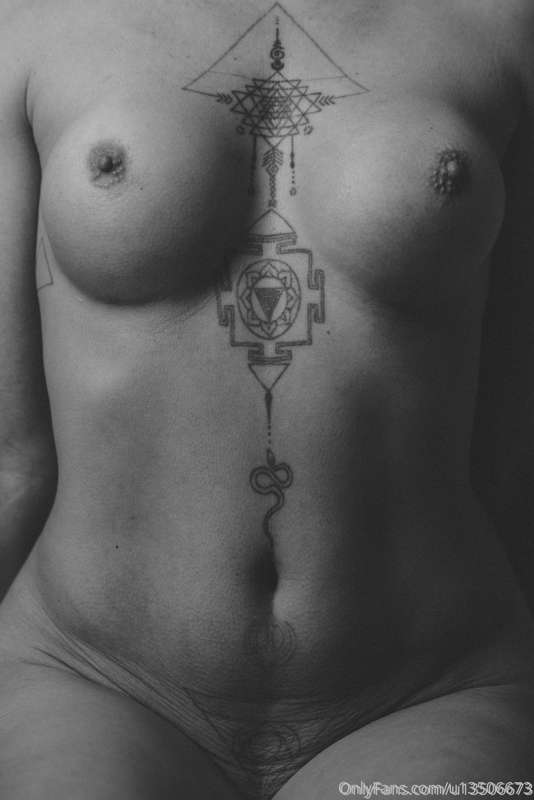 More erotic art ♥️