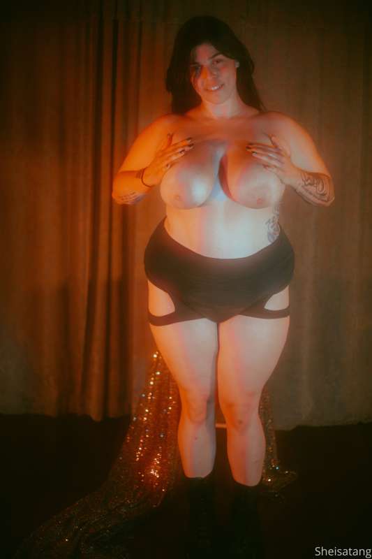 Glamour shots. Don't I look beautiful? I have been busy find.. 12