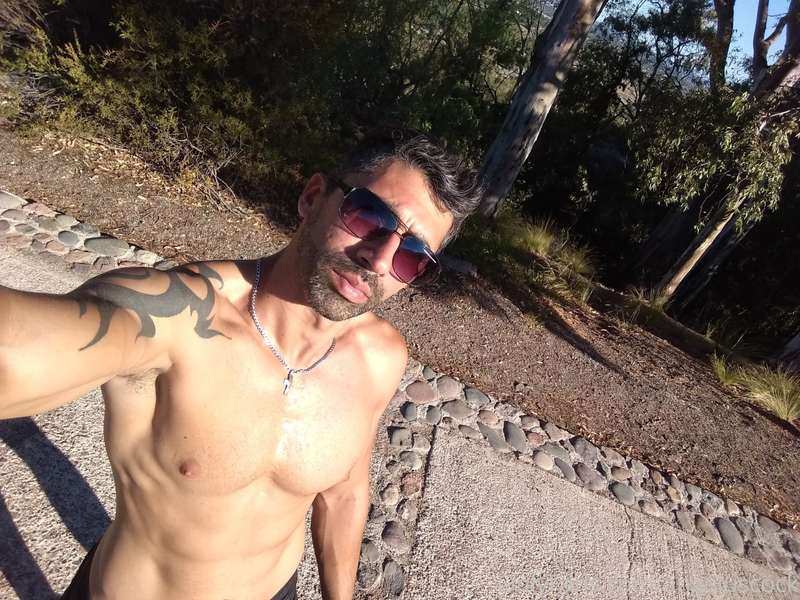 Good morning!!!   Taking a little sun 🌞  who likes outdoor s..