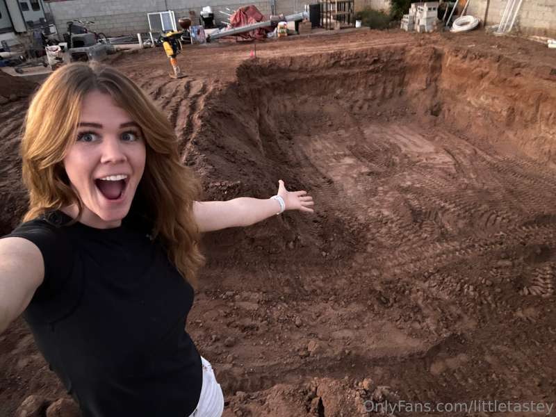 I’m finally back from Utah and today construction has starte..