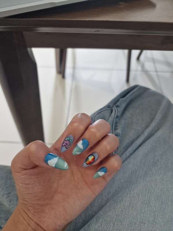 I got stardew valley nails! It's so cute!! LOOK AT HOW CUTE .. 3