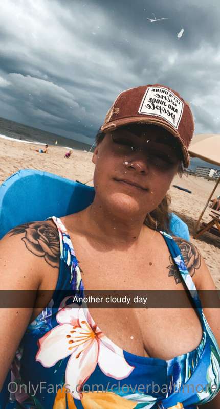 Been living at the beach allllll summer and I couldn’t be ha.. 2