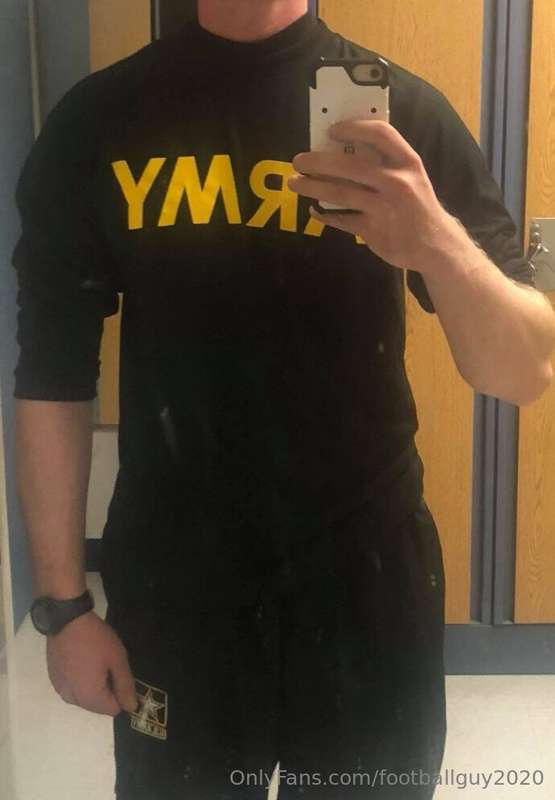 Me jerking and even more fun pics! 12