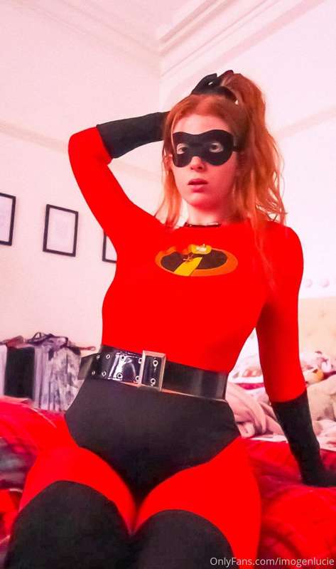 Looking like I’m ready to go kick some ass💁‍♀️😜🦸‍♀️