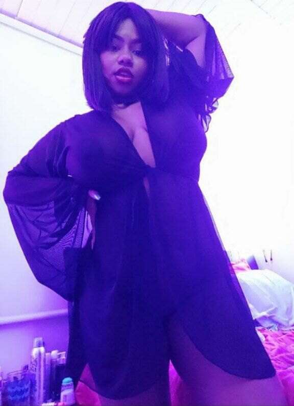 ## I'm ready, come help me take off this outfit 👅💦