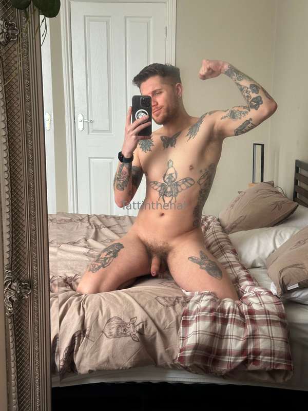 Good morning! Hope everyone’s got back to work okay 👀 1