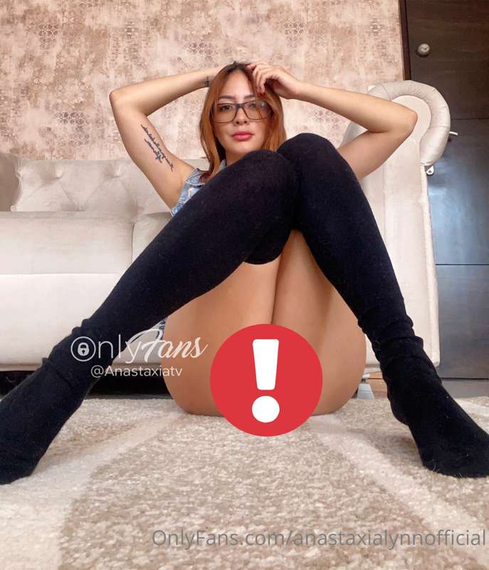 My kitty is waiting for you UNLOCKING 🙈🤤💦Mi coñito espera po..
