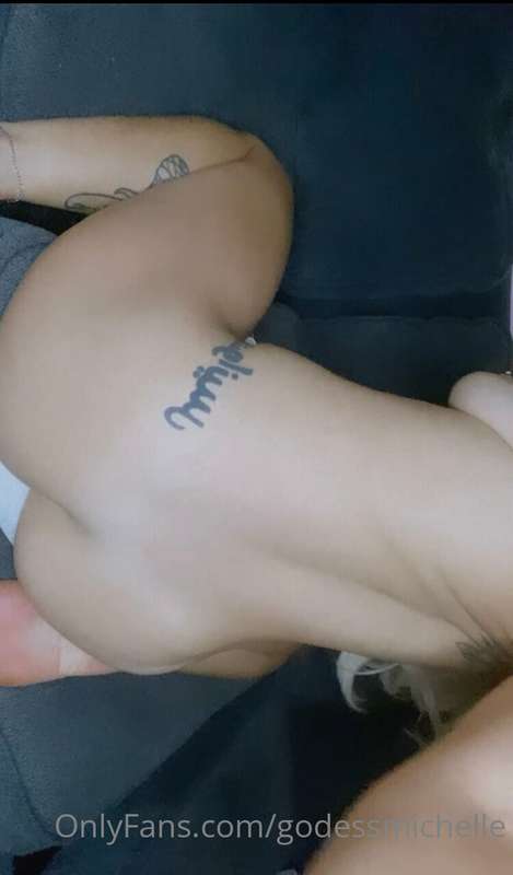 Ni 𝘀𝗶𝗾𝘂𝗶𝗲𝗿𝗮𝘀 te imaginas lo que me 𝗮𝗽𝗲𝘁𝗲𝗰𝗲 hacerte esta noch..