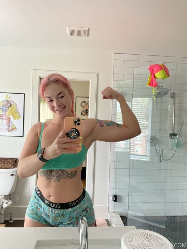 I am killing it in the gym lately! SO pumped about all of my.. 7