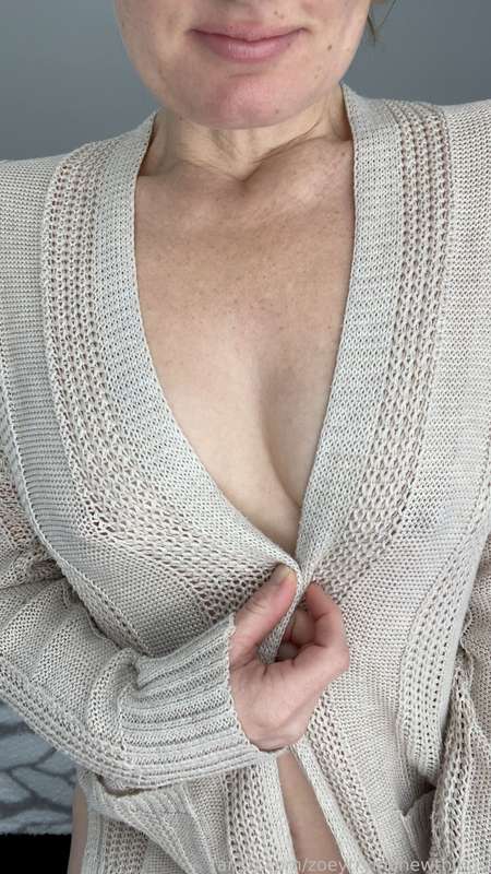 Zoeytryingnewthings - Fansly - 03 Mar, 2025 21