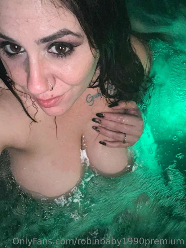 Robinbaby1990Premium - Onlyfans - 28 Nov, 2022 5