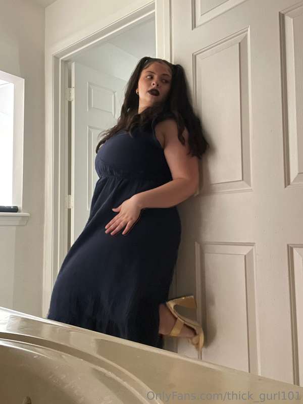 Thick_Gurl101 - Onlyfans - 22 Sep, 2024 15
