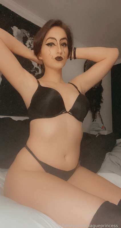 Plagueprincess_ - Fansly - 16 May, 2024 3
