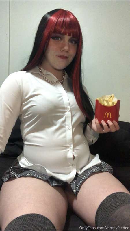 Vampyfeedee - Onlyfans - 16 Dec, 2021 3