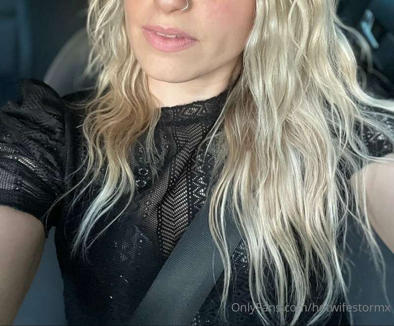 Hoping tonight is a fun night! ♠️ 😜 
Wish me luck 

Storm 💋