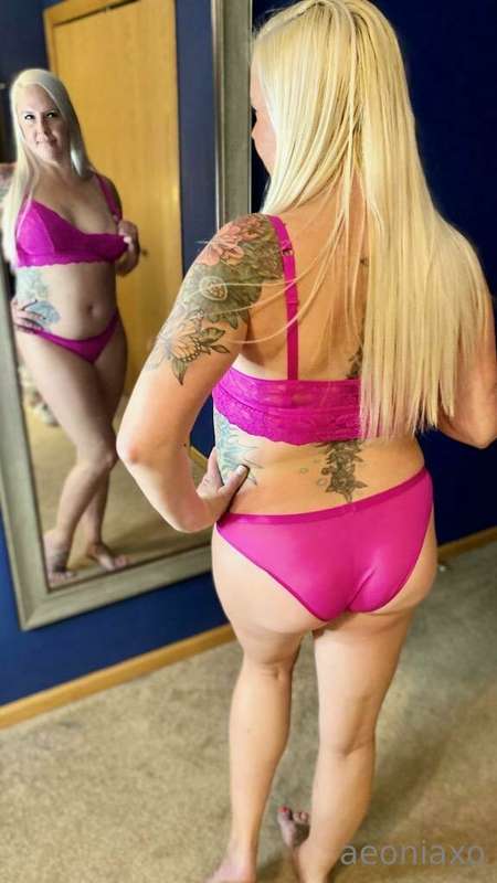 ***Good morning & happy sexy Sunday.*** 😘 This time change i..