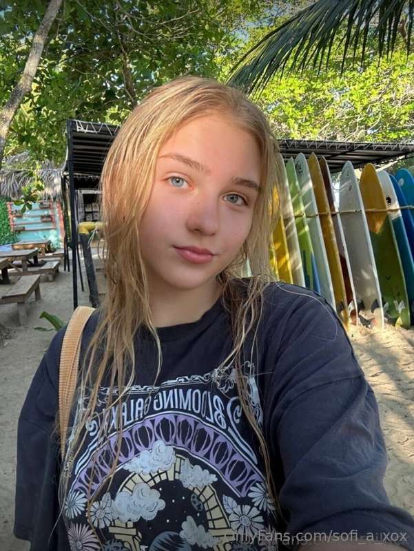 ##⚡️*FREE SUBSCRIPTION* @arniluck⚡️ This girl @arniluck a re..