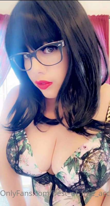 ## **FREE** ⬇️⬇️
https://onlyfans.com/action/trial/kgkubztxg.. 1