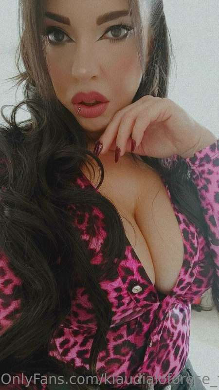 Sono disponibile per fare cam, maialoni. Scrivetemi 💙🤍  Only..