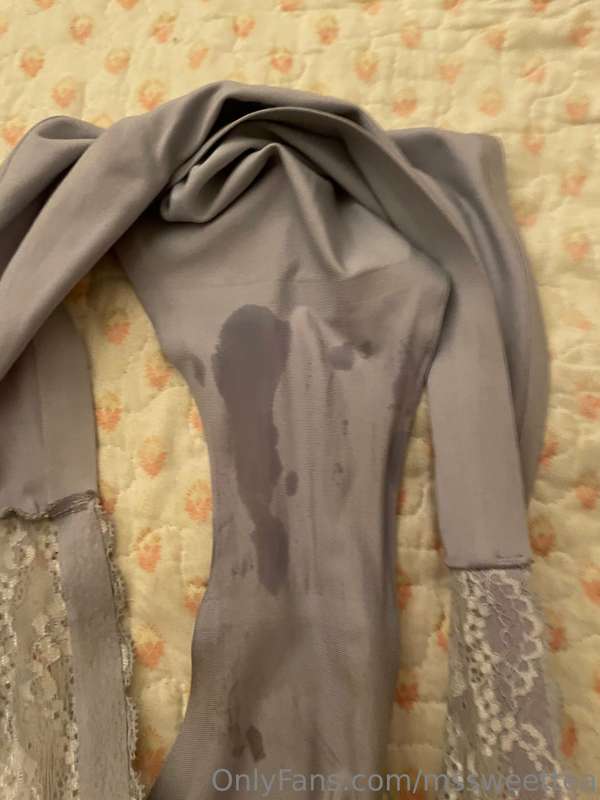 I came home with a messy married pussy 💋 a little present 🎁 .. 2