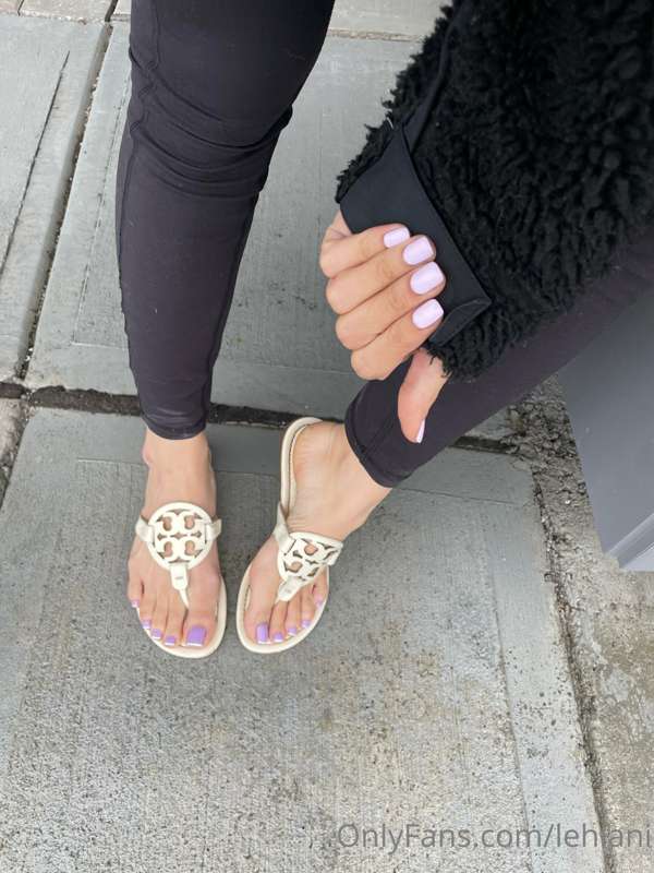 New spring Mani Pedi 💟 7