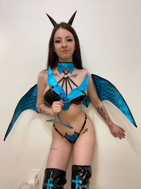 Kittykatrina_21 - Fansly - 30 Dec, 2024 4