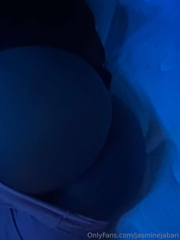 Blue room 5