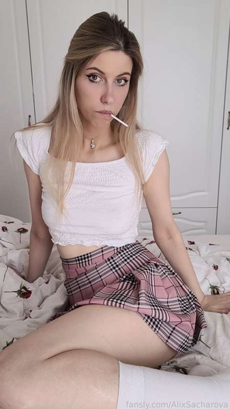 Alixsacharova - Fansly - 01 Jun, 2022 11