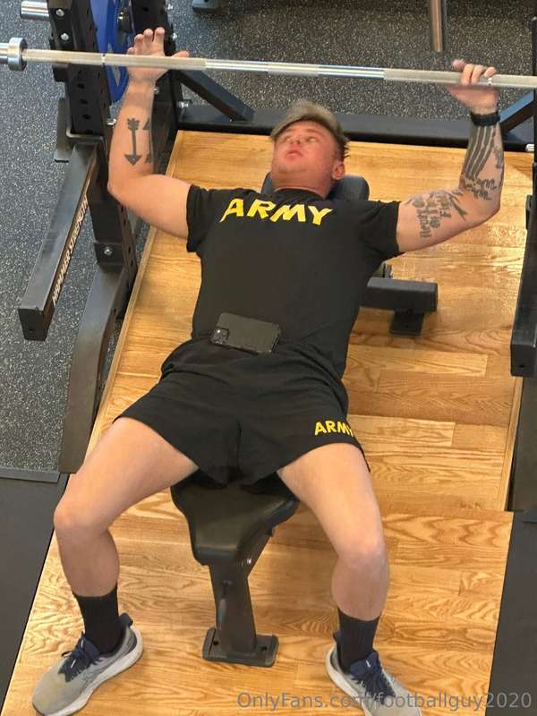 Footballguy2020 - Onlyfans - 08 Mar, 2025 5