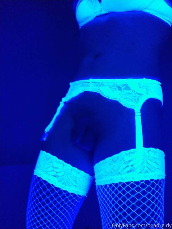 A few more ho-in-the-dark pics :p 2