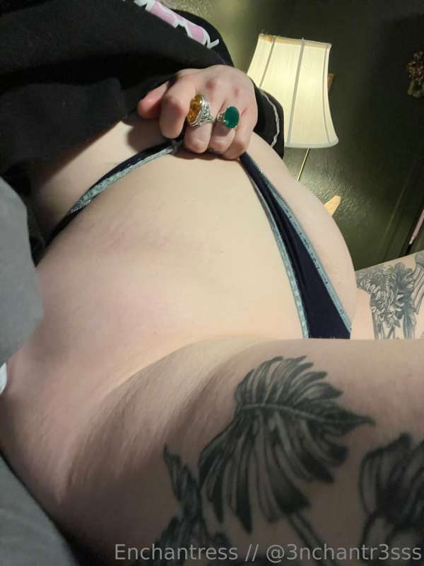 New stretch marks 💓🍓✨😵‍💫 4