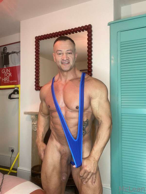Oops popped out again 🍆🍆😘 1