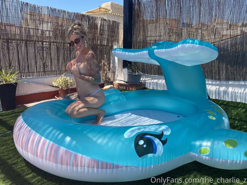 Inflatable Fetish photos today !!! Would you be interested i.. 8