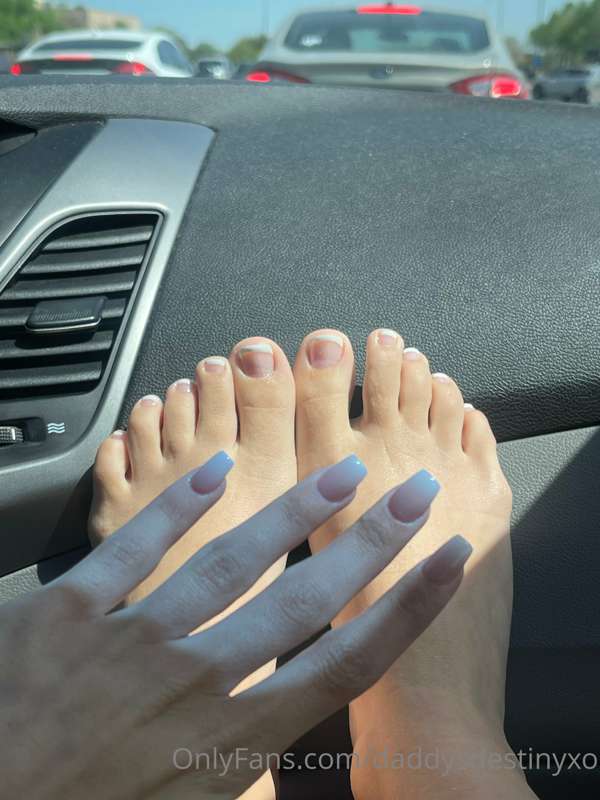 Mani Pedi today☺️