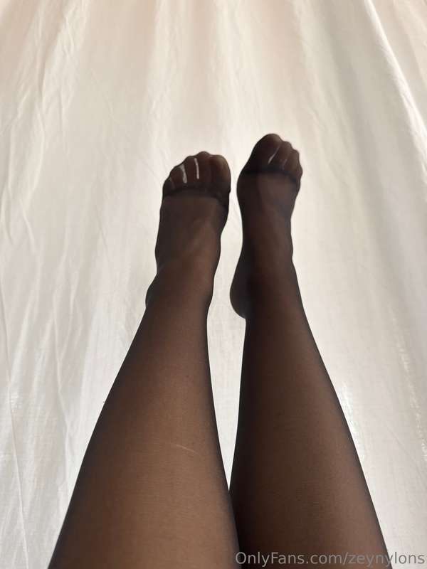Zeynylons - Onlyfans - 31 May, 2025